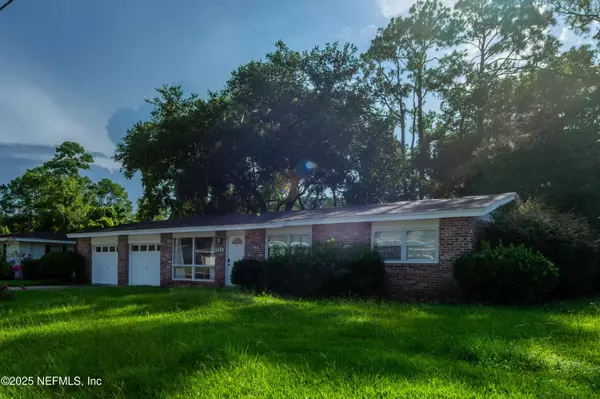 Jacksonville, FL 32216,723 MONTEGO RD W