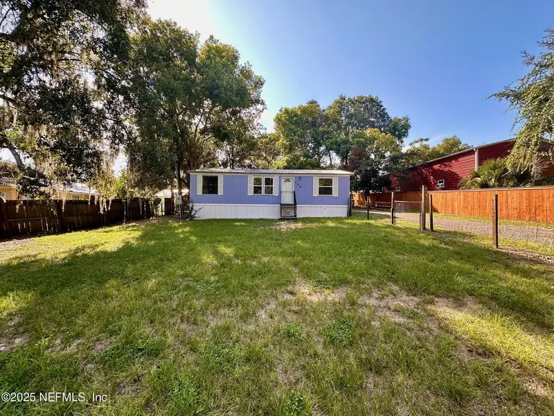 104 PROSPECT ST, Pomona Park, FL 32181