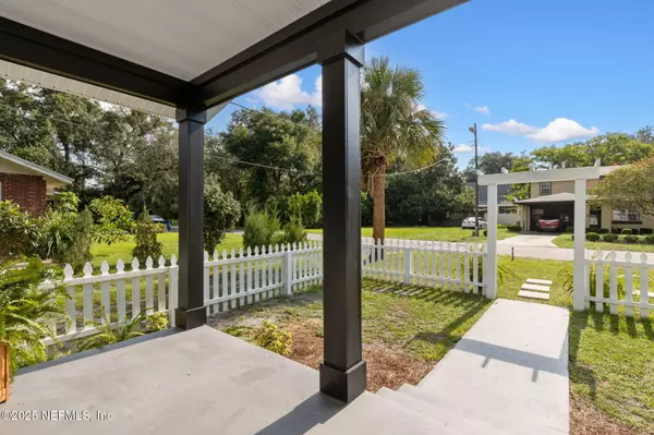 Fernandina Beach, FL 32034,617 S 9TH ST