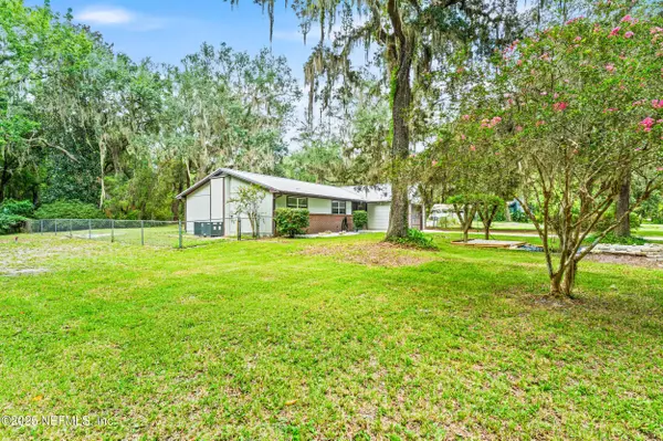 Satsuma, FL 32189,106 ACOSTA CREEK DR
