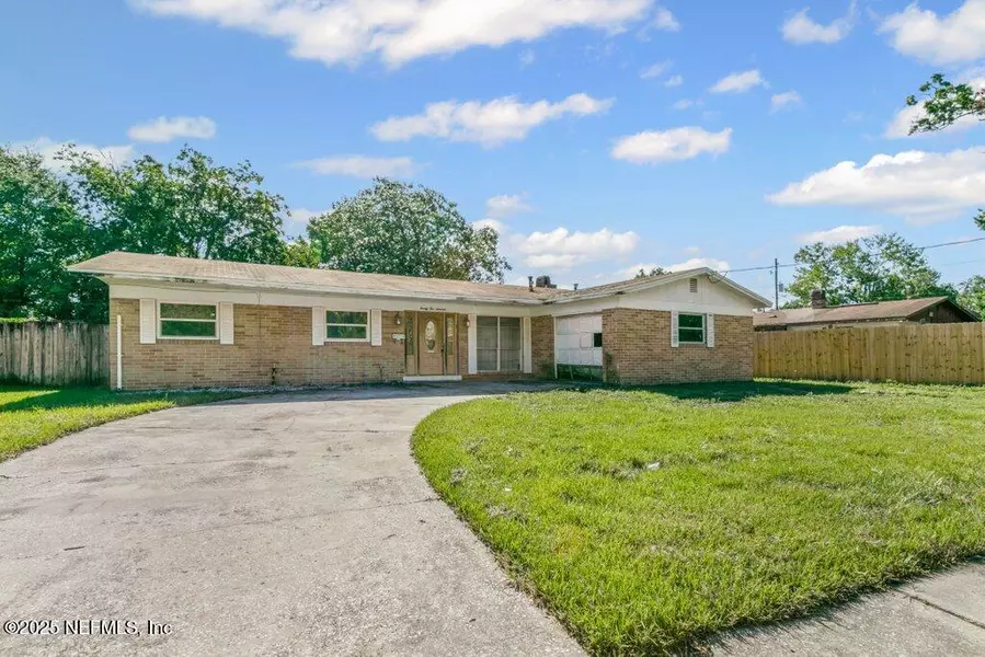 2519 WOOLERY DR, Jacksonville, FL 32211