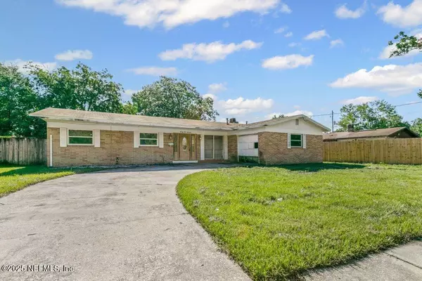 2519 WOOLERY DR, Jacksonville, FL 32211