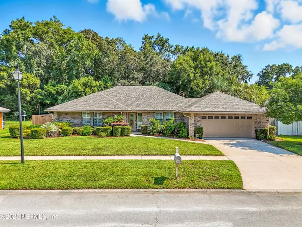 4531 BARRINGTON OAKS DR, Jacksonville, FL 32257
