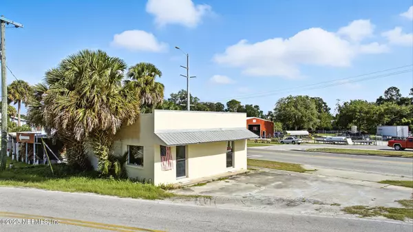 Pomona Park, FL 32181,1771 HIGHWAY 17