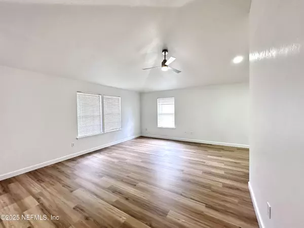 Gainesville, FL 32605,3644 NW 25TH TER