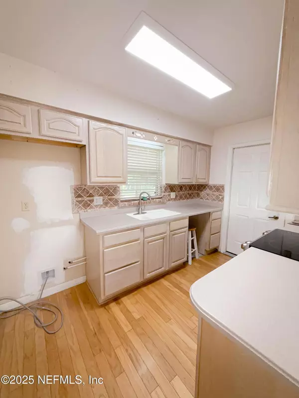 Jacksonville, FL 32244,6247 CHECKMATE LN