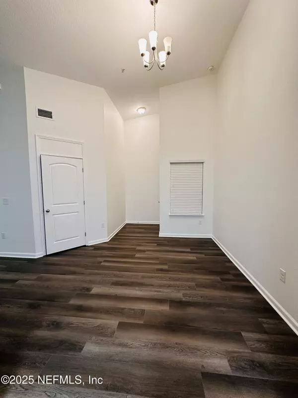 Jacksonville, FL 32256,4966 KEY LIME DR #306