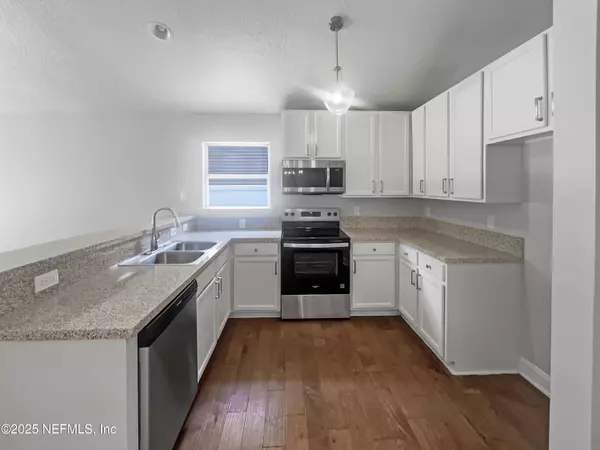 Jacksonville, FL 32218,11563 OAK MEADOW LN