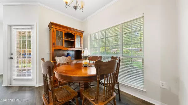 Jacksonville, FL 32256,7800 POINT MEADOWS DR #818