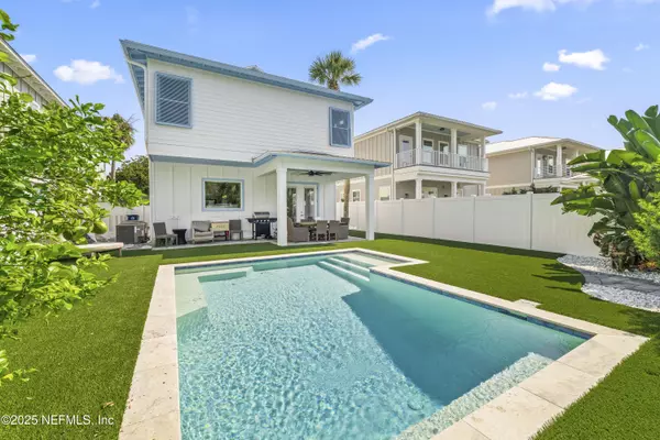 Neptune Beach, FL 32266,226 DAVIS ST