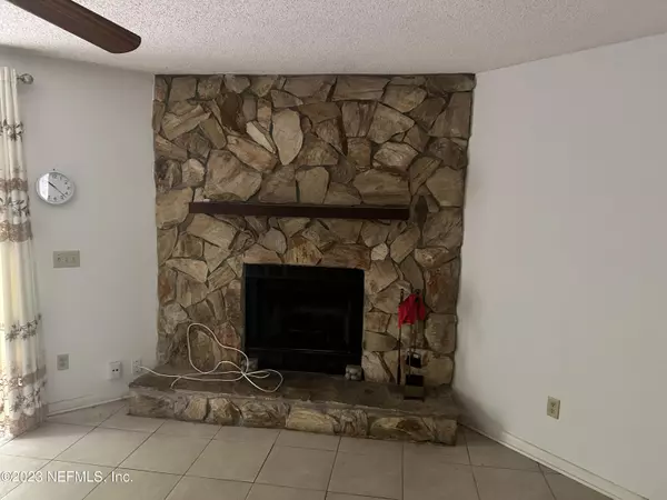 Jacksonville, FL 32257,4422 WINDERBROOK CT