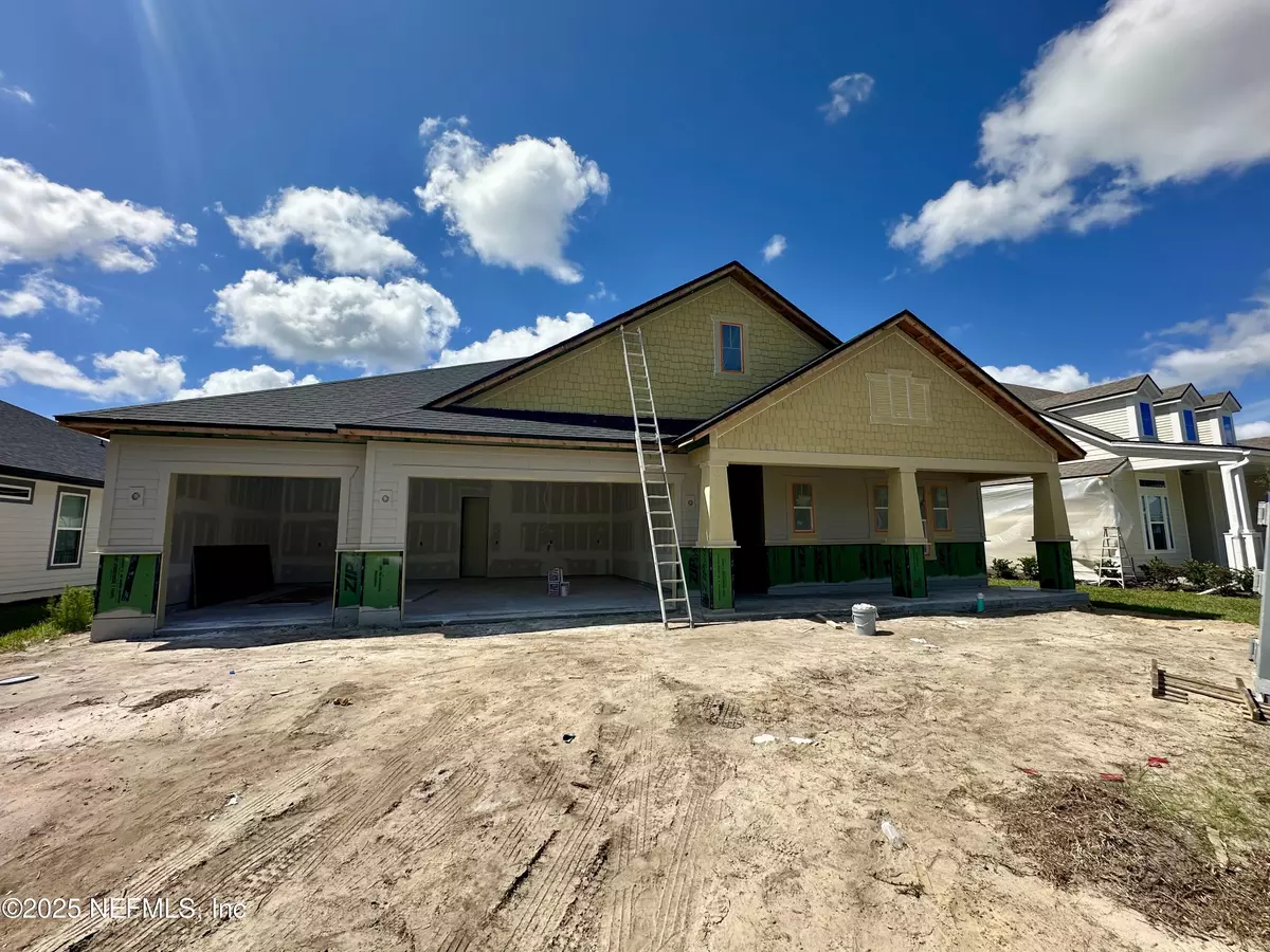 St. Augustine, FL 32092,392 COURTNEY OAKS DR