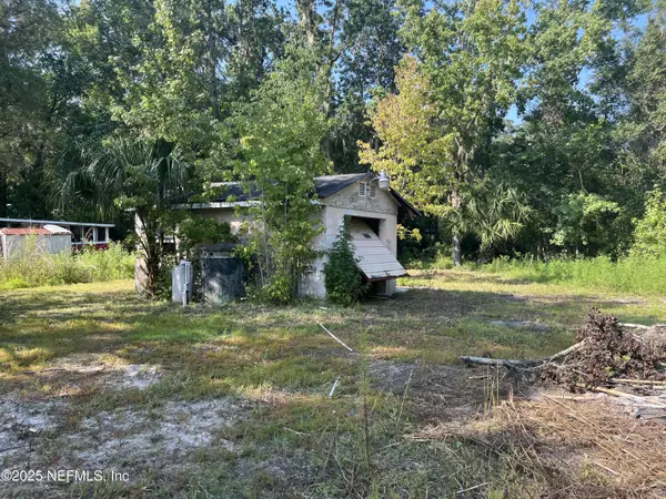 Satsuma, FL 32189,104 BARBADOS AVE