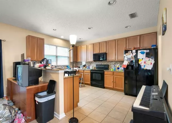 Jacksonville, FL 32244,6481 SKYLER JEAN DR