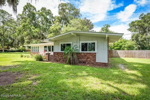 Palatka, FL 32177,2216 WESTOVER DR