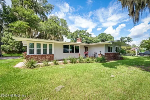 Palatka, FL 32177,2216 WESTOVER DR