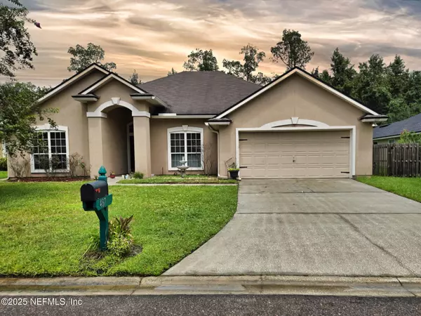 487 APPLE CREEK DR, Jacksonville, FL 32218