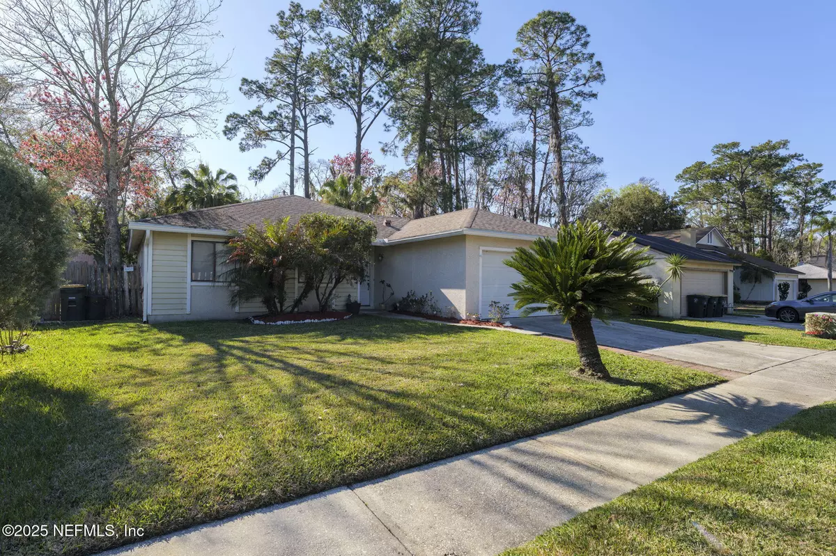 Jacksonville, FL 32223,11658 TYNDEL CREEK DR