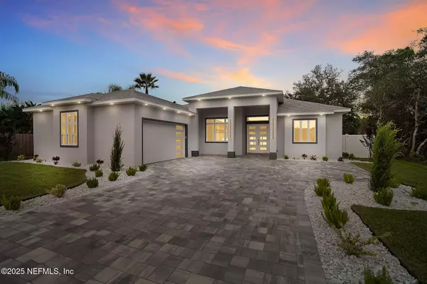 13 FERNDALE LN, Palm Coast, FL 32137