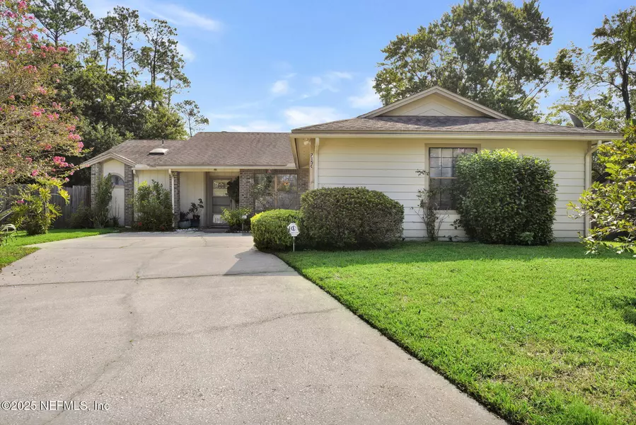 7150 FIRE FLY DR, Jacksonville, FL 32244