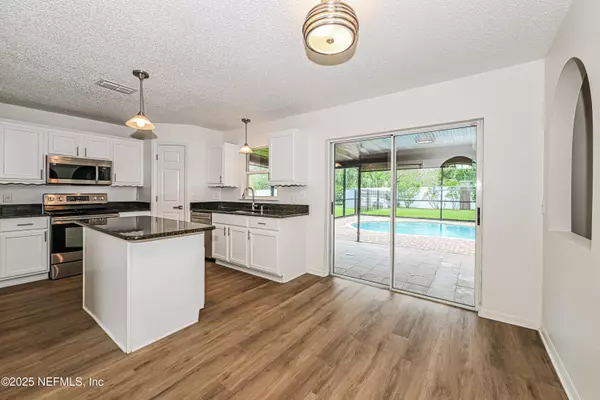 Jacksonville, FL 32225,16 REEDING RIDGE DR W