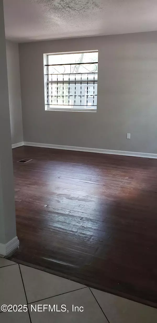Jacksonville, FL 32208,6704 HELSTON CT