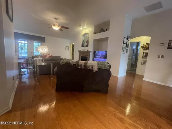 Jacksonville, FL 32244,8069 SHADWELL CT