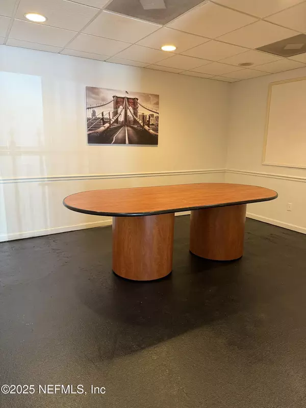 Jacksonville, FL 32202,10 N NEWNAN ST