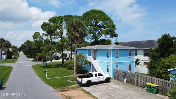 725 7TH AVE S, Jacksonville Beach, FL 32250