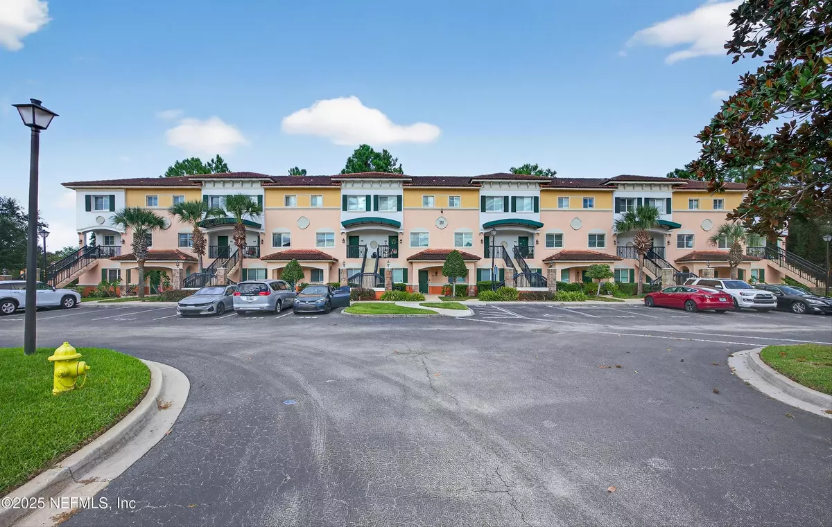 Jacksonville, FL 32246,9745 TOUCHTON RD #222