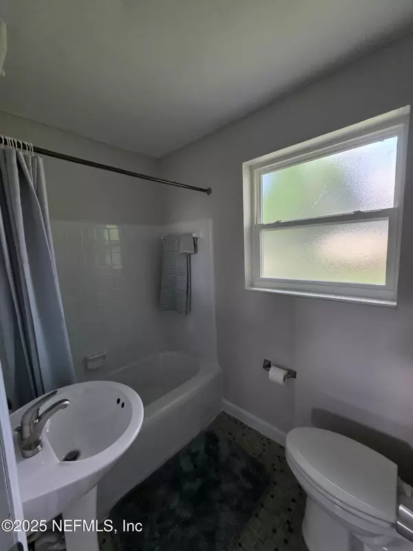 Starke, FL 32091,1323 BLANDING ST