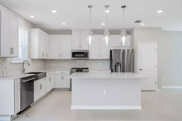 St. Augustine, FL 32092,365 CHERRY ELM DR