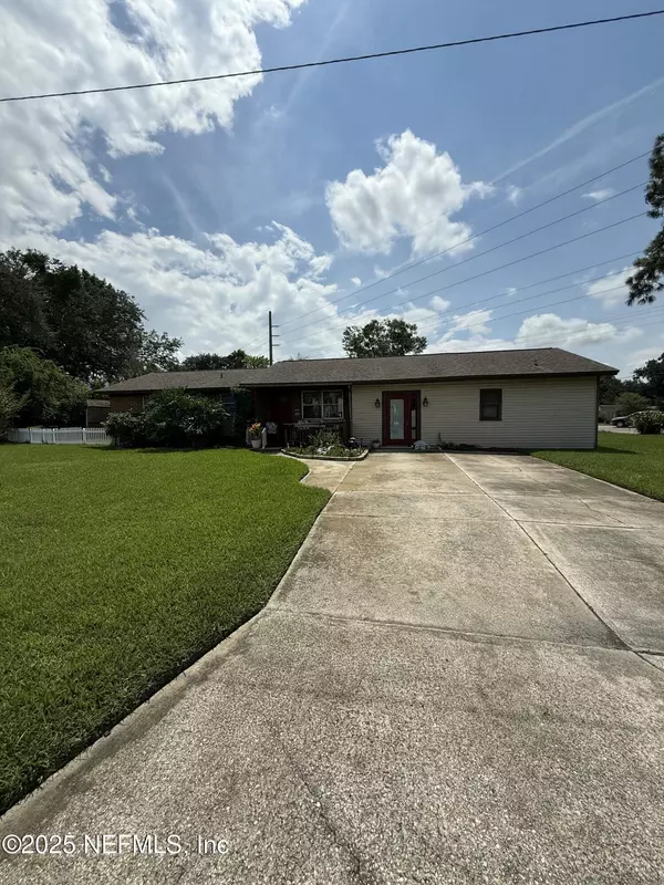Jacksonville Beach, FL 32250,850 HOLLY DR