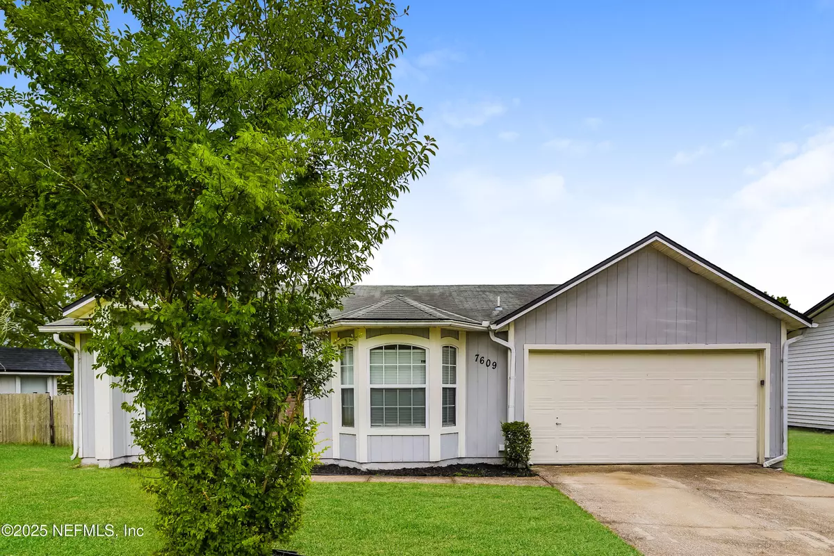 Jacksonville, FL 32244,7609 DOVER CLIFF DR S