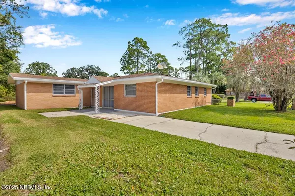 Jacksonville, FL 32219,7038 BISHOP HATCHER DR W