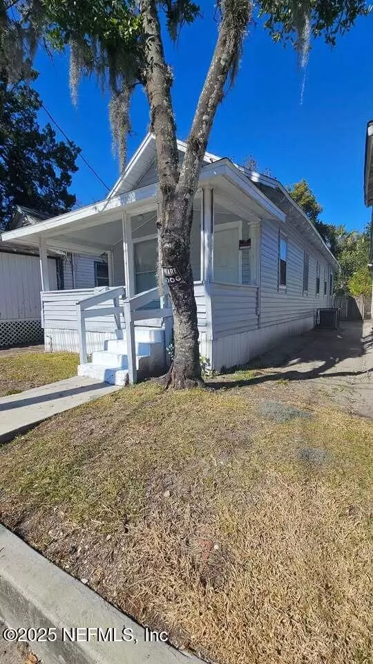 Jacksonville, FL 32206,137 W 21ST ST