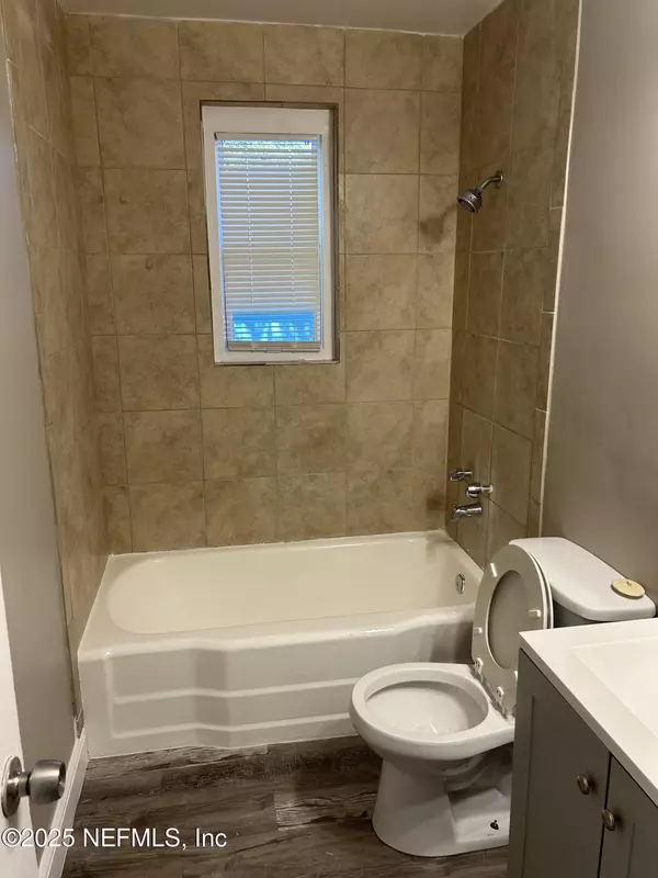 Jacksonville, FL 32209,6946 W WEST VIRGINIA AVE. AVE