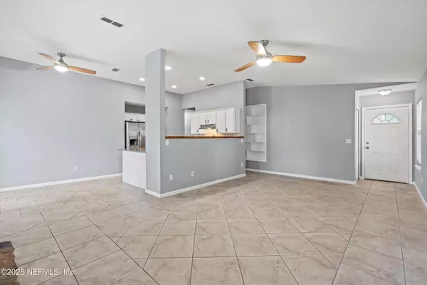 Jacksonville, FL 32233,2250 ASPEN RIDGE CT