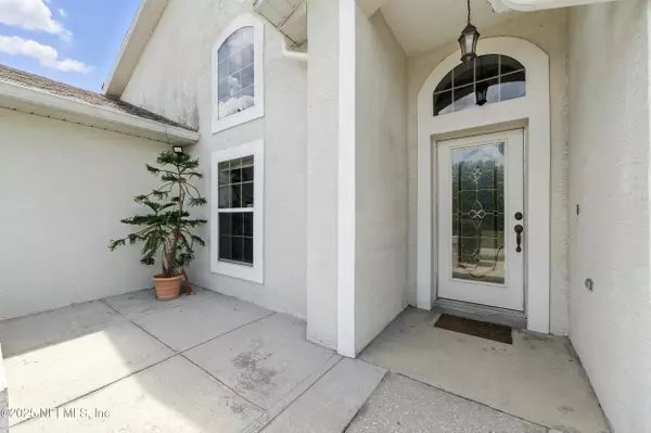 Deltona, FL 32725,431 SUNBURST ST