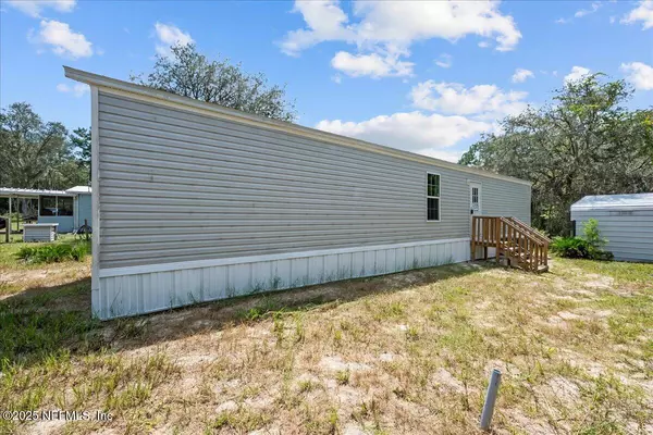 Satsuma, FL 32189,809 MINNESOTA AVE
