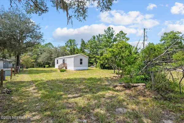 Satsuma, FL 32189,809 MINNESOTA AVE