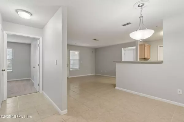 Jacksonville, FL 32256,7701 TIMBERLIN PARK BLVD #1617