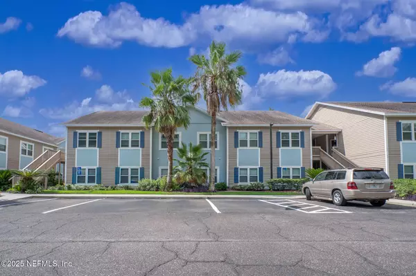 Fernandina Beach, FL 32034,1601 NECTARINE ST #F5