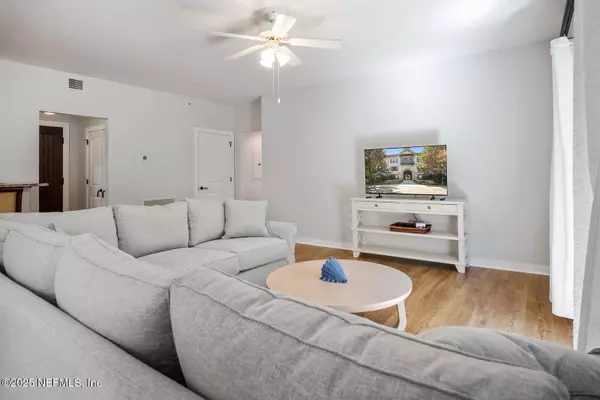 St. Augustine, FL 32092,945 REGISTRY BLVD #210