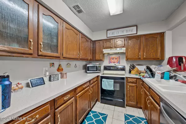 Jacksonville, FL 32225,2192 DERRINGER CIR W