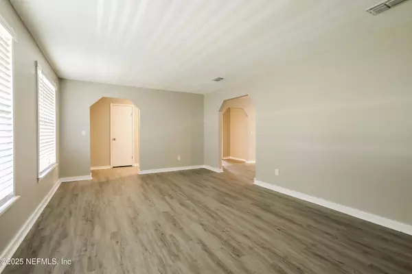 Jacksonville, FL 32244,6349 FAULKNER DR