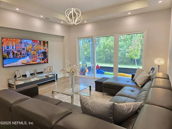 St. Augustine, FL 32095,37 SUZANNE LAKE DR