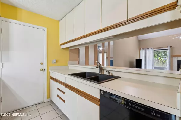 Jacksonville, FL 32257,4116 ROLLINGWOOD CT