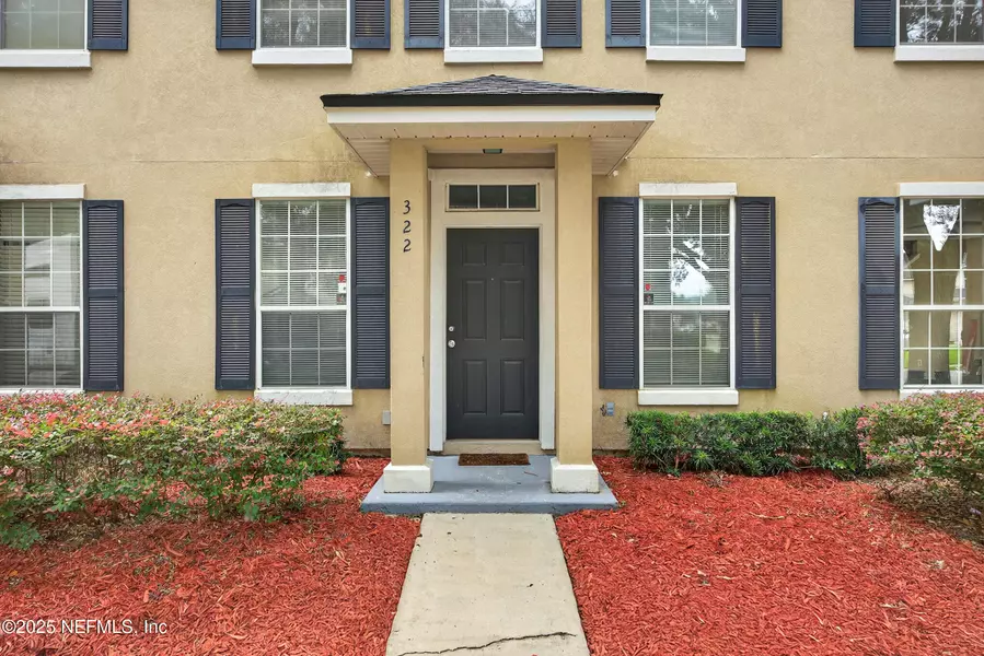 322 PECAN GROVE DR, Orange Park, FL 32073