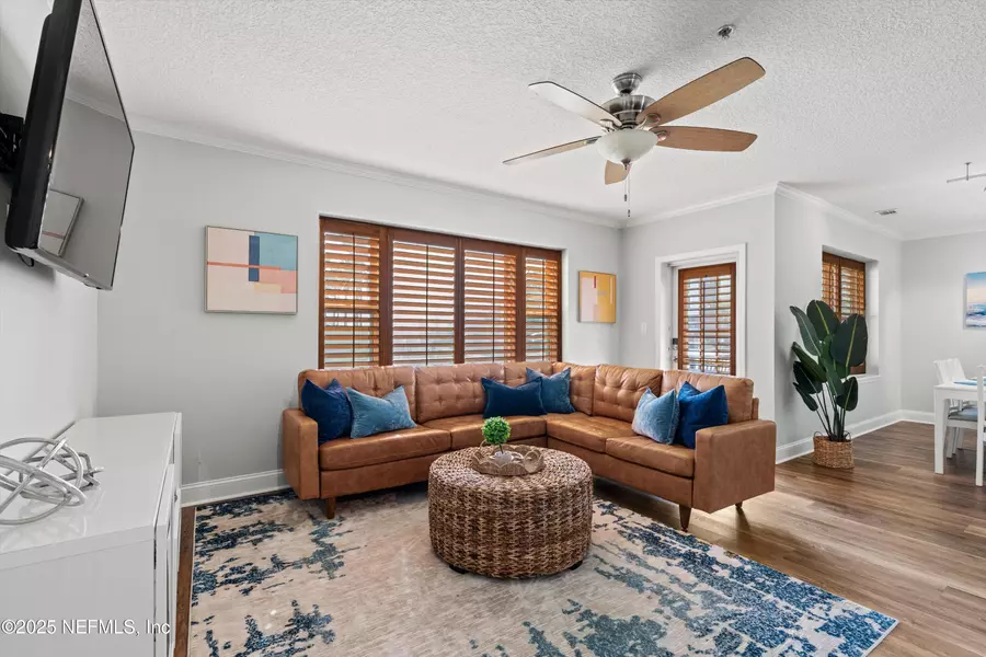 922 1ST ST S #102, Jacksonville Beach, FL 32250